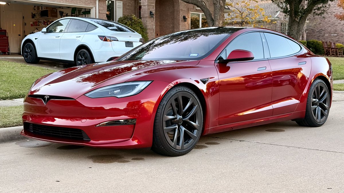 TechOperator's tweet image. Do you have PDD or &quot;Piston Displacement Disorder&quot;?

Where the internal combustion engine&apos;s roar embodies primal dominance, conquest, and mechanical ritual, EVs&apos; silent torque feels emasculating, like trading a lion&apos;s growl for a whisper.

Big oil propaganda exploits this, but the…