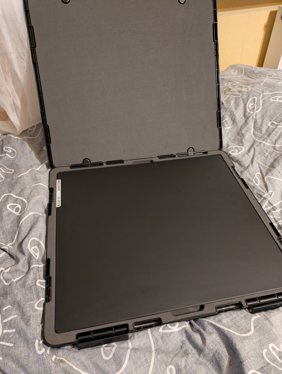 CR-005 from <a href="/WallhackHQ/">WALLHACK©</a> is here 😎can't wait to try it out