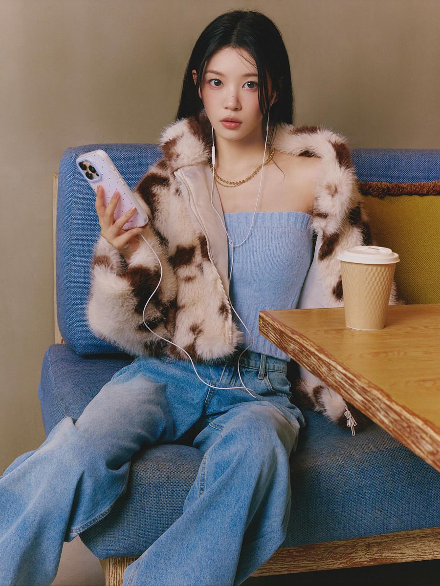 めちゃめちゃ大人っぽいモカ発見して大歓喜✨ #MOKA #モカ #ILLIT