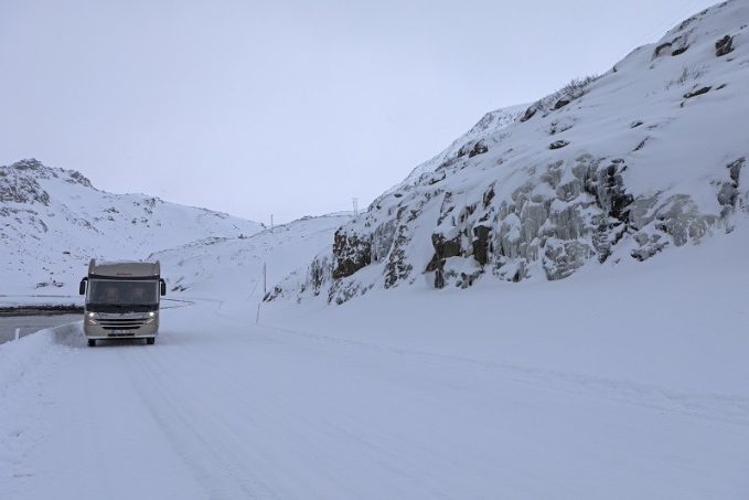 [INFO PRATIQUE]🚎
Depuis 2021, la Loi Montagne impose certains équipements aux camping-cars🙂
Des obligations à respecter quand vous avez un #abonnement à #CampingQuart😉
✅Véhicule de - de 2 ans équipé !👏
✅Entretien et assurance inclus !👍
#ABONNEZ_VOUS
camping-car.com/reglementation…