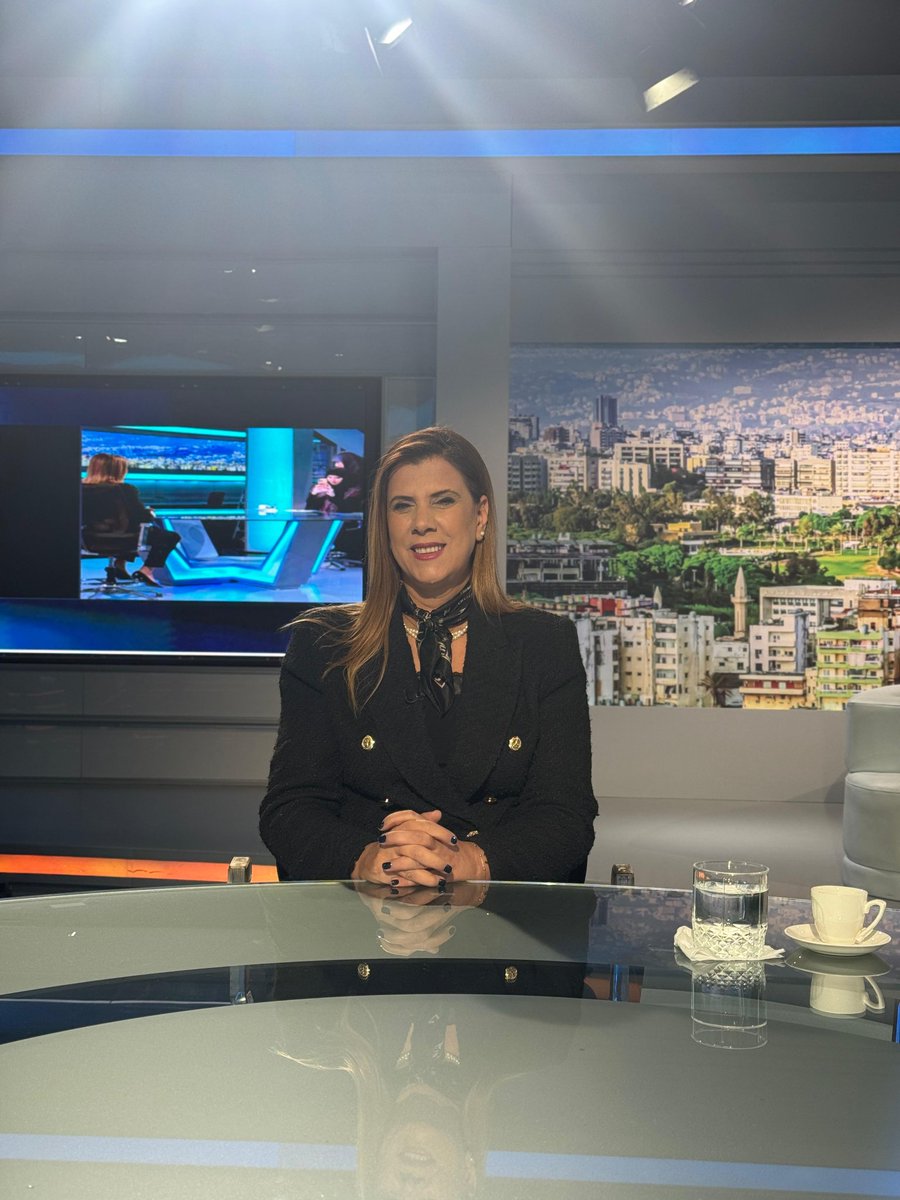 شاركت رئيسة #المركز_التربوي_للبحوث_والإنماء، د. هيام إسحق، في حلقة تلفزيونية عبر قناة المنار، تناولت تحديات الفقدان التعلّمي وأبرزت أهمية التقويم التشخيصي في معالجة الفجوات التعليمية.
تأتي هذه المشاركة ضمن جهود المركز المستمرة، وبتوجيهٍ ودعمٍ من وزارة التربية والتعليم العالي.