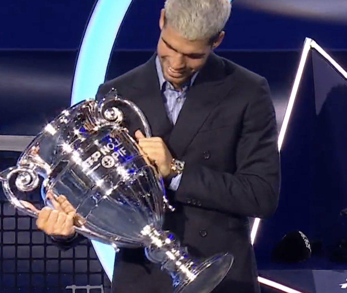 Year End Number 1 suits you <a href="/carlosalcaraz/">Carlos Alcaraz</a> &lt;3
Lets go and try win the ATP Finals as well Carlos!!