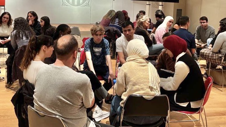 👉 Una experiència molt enriquidora poder compartir amb altres joves de #Catalunya idees per desenvolupar el Pacte Nacional contra els Discursos d’Odi. 💬🫱🏽‍🫲🏼

🗣️ Estic segur que la mirada jove aporta molt. Gràcies a <a href="/igualtatcat/">Igualtat i Feminisme</a> per la jornada. 💜✨