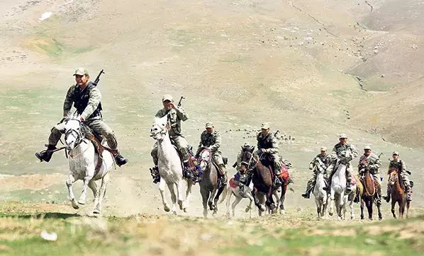 turkdegs's tweet image. ‼️Van’ın Erciş ilçesinin ULUPAMİR köyüne yerleşmiş olan Kırgız Türkü kökenli Türk vatandaşlarının ter#r örgütü üyeleri ve müzahir gruplar tarafından tehdit edildiği duyumları gittikçe artıyor…
❗️PKK’nın giremediği köy olarak bilinen ve Türk adetlerinin yaşatıldığı köy,…