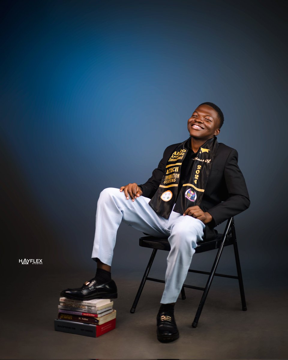 Ayomide24684000's tweet image. REINTRODUCING

Aluko Ayomide Emmanuel (GMCPN)
B.Tech Computer Science(Option in Information Systems)
President, INFOSSA 23/24

Thank you, Federal University Of Technology, Akure.

#Grateful #GraduATE #futa #futabro #convocation