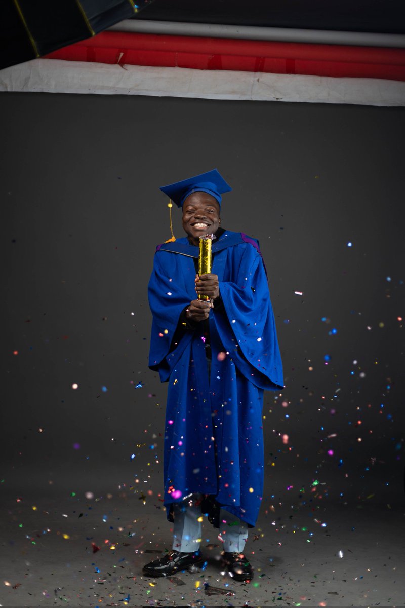 Ayomide24684000's tweet image. REINTRODUCING

Aluko Ayomide Emmanuel (GMCPN)
B.Tech Computer Science(Option in Information Systems)
President, INFOSSA 23/24

Thank you, Federal University Of Technology, Akure.

#Grateful #GraduATE #futa #futabro #convocation