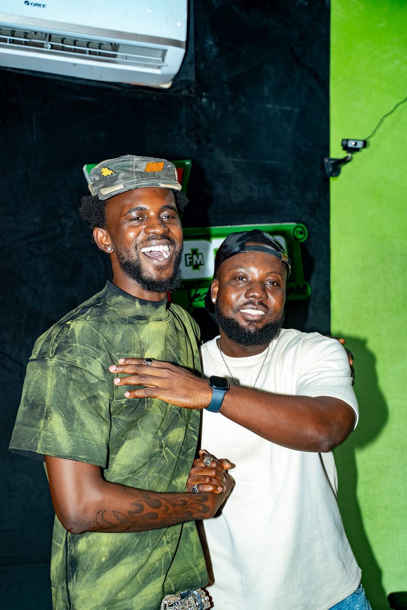 KojoManuel's tweet image. Swaggaaaaaaaa 🔥
#thedrYve