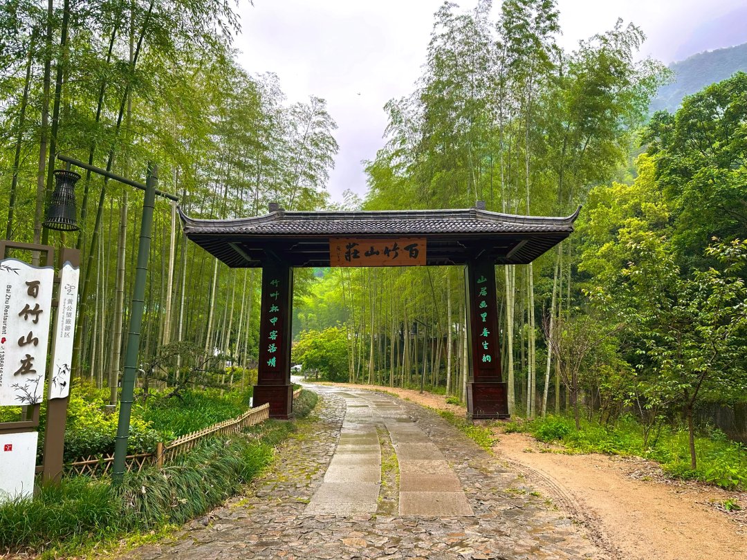 Waycsutton's tweet image. 🚶‍♀️ 遠くを選ぶ人も、ここに残る人もいるけど、大事なのは自分が前に進んでること。