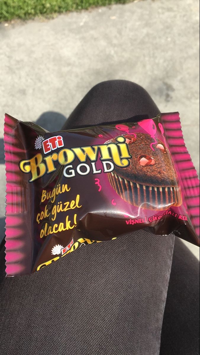 eger bir insan olsaydin seninle evlenirdim