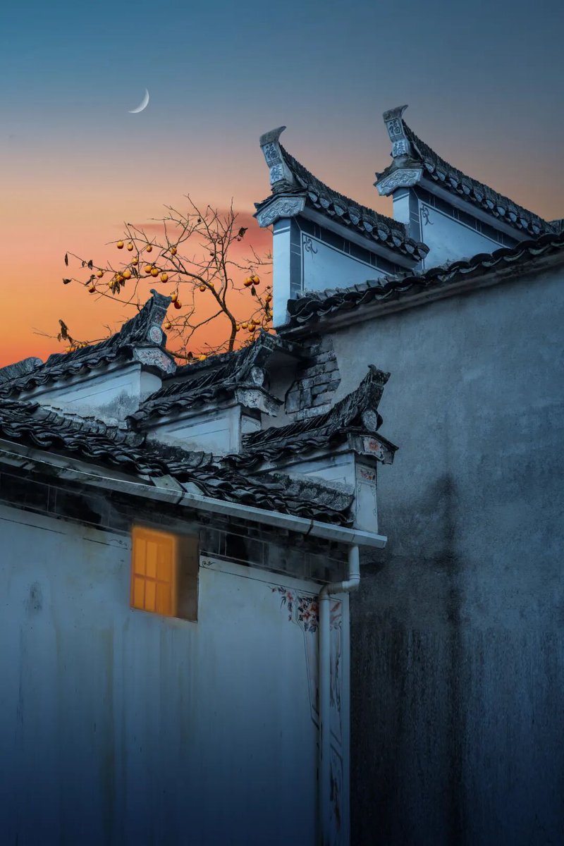 aishuzhan's tweet image. 年复一年，我追逐着徽州的秋天。镜头留住的不仅是风景，更是一种心境。