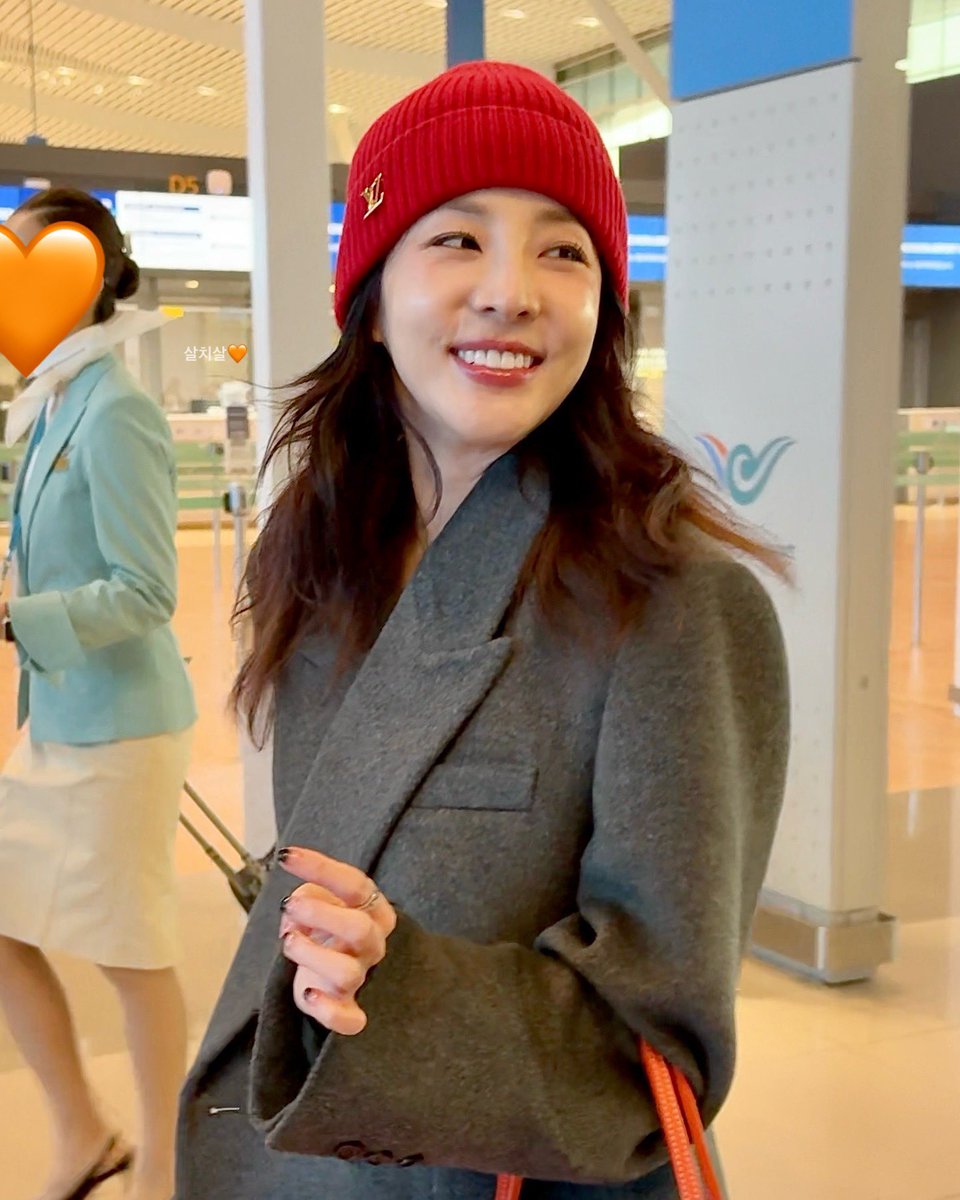 살치살 tweet media