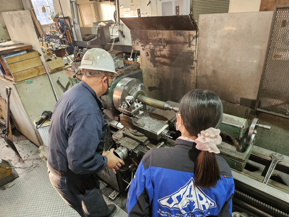 HybridSard's tweet photo. 【\活動報告/】
ミヤタ技研工業様を訪問しました!
SARD Hybrid Rocket projectでは、3月の打ち上げ実験に向けて軽量FRPエンジンの開発を進めています。
ミヤタ技研工業様のHP↓↓
https://t.co/JbeS7LV3WS
#ミヤタ技研工業
#SARD
#ハイブリッドロケット
#HybridRocket
#自作エンジン https://t.co/0Te7xGy6yb