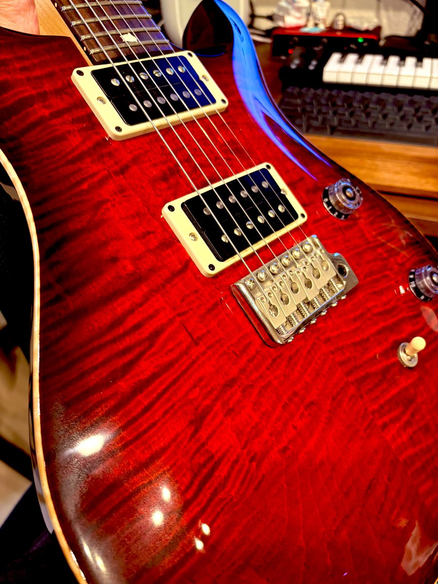 マイギターのメイプル杢目🎸
#prs #ce24