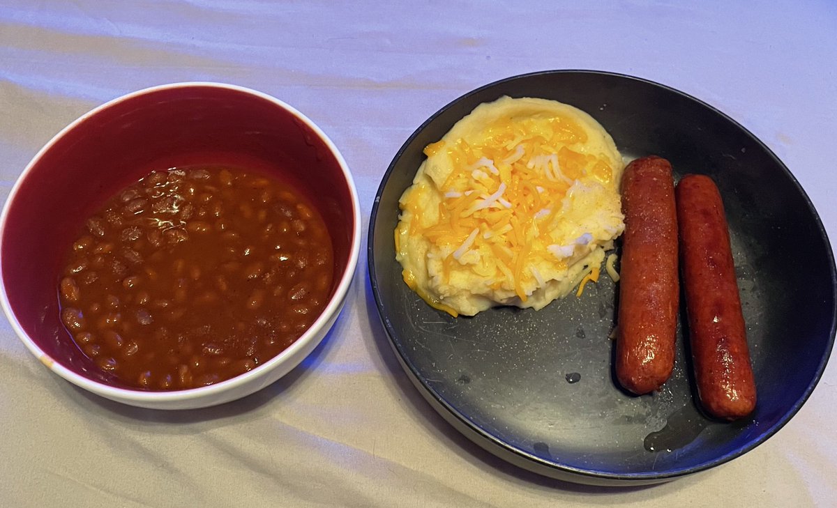 Thanks <a href="/ethereal_dirge/">Dreadnought</a> for making me dinner and for putting up with me. Love you a lot. 🥺😘