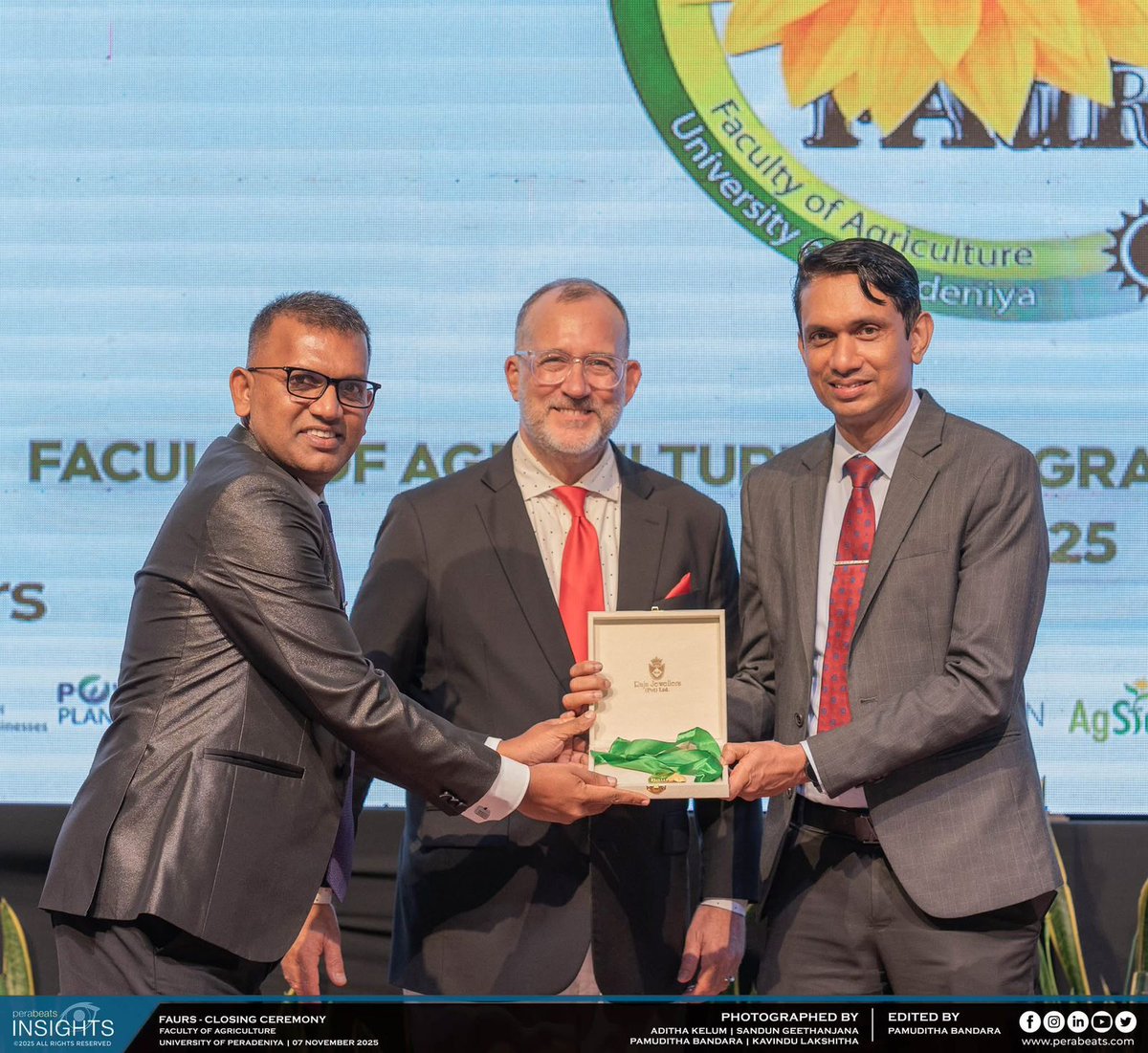 Honoring Alfred Baur's Legacy. 🥇 

As proud sponsors, Baurs presented the Alfred Baur Memorial Gold Medal for Best Overall Oral Presentation at the Faculty of Agriculture Undergraduate Research Symposium (FAURS) of University of Peradeniya. Committed to research for 11 years!