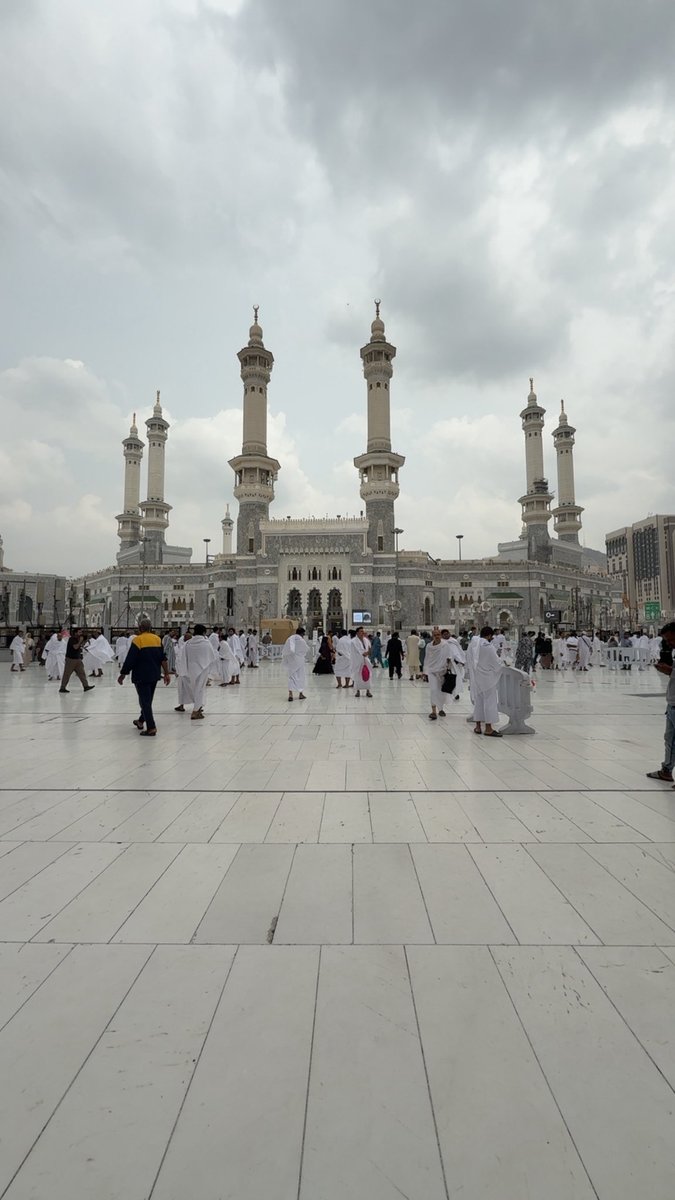 it0z2's tweet image. اللهم صلي وسلم وبارك على حبيبك ونبيك محمد، صلوا على النبي، ولاتنسوا الكهف