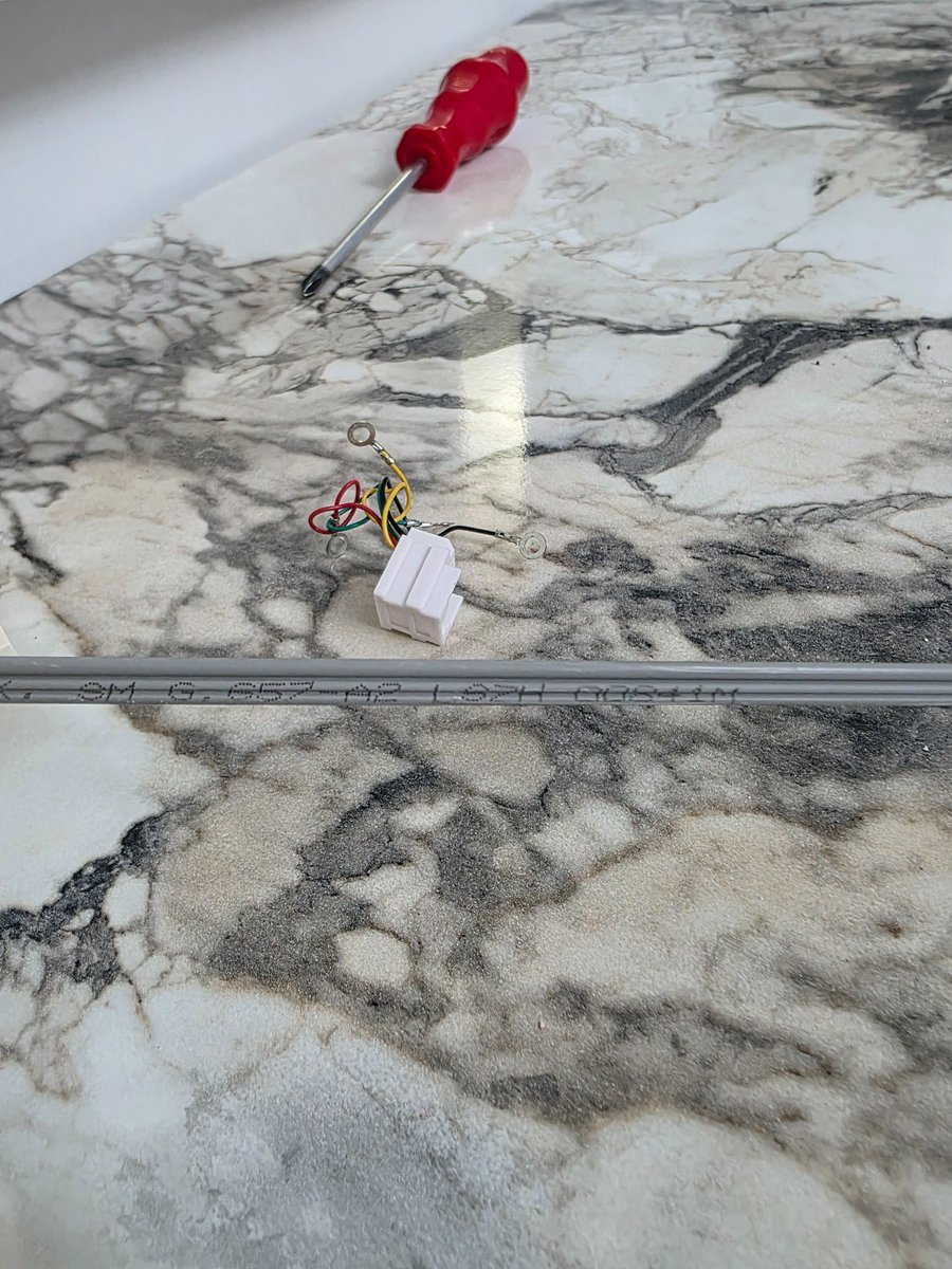 Aksaray Eskil Bayramdüğün Köyü No:6  fiber altyapı tamamlandı,
Şahsi abonelere ise kablolar çekildi ancak ONT cihazları takılmadı ve bağlantılar hâlâ aktif edilmedi.
Lütfen bağlantımızın ne zaman aktif olacağını kontrol eder misiniz?
BBK: 88660611
<a href="/TTDestek/">Türk Telekom Destek</a>