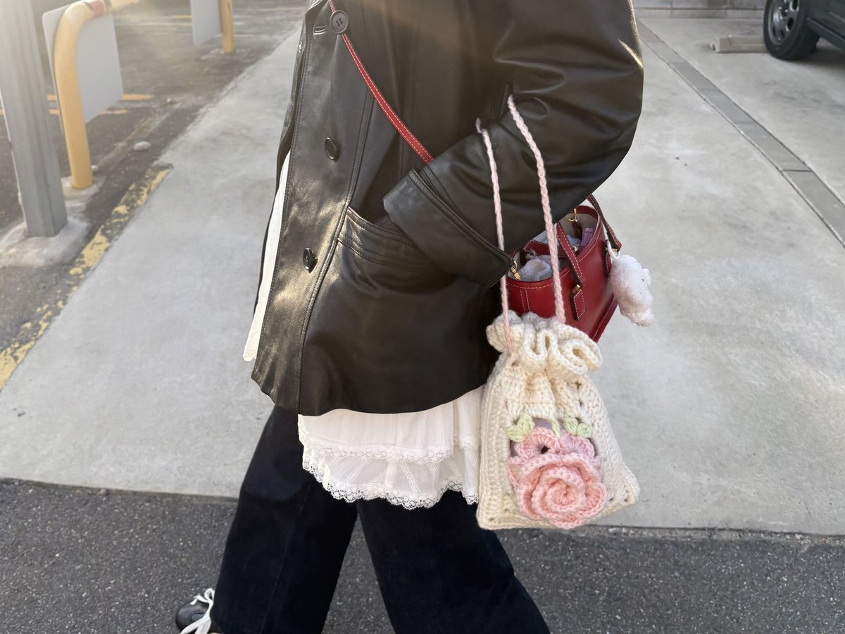 m_a_h_i_t_o_g_e's tweet image. Bisou Bisou petite  coming soon🦢🤍