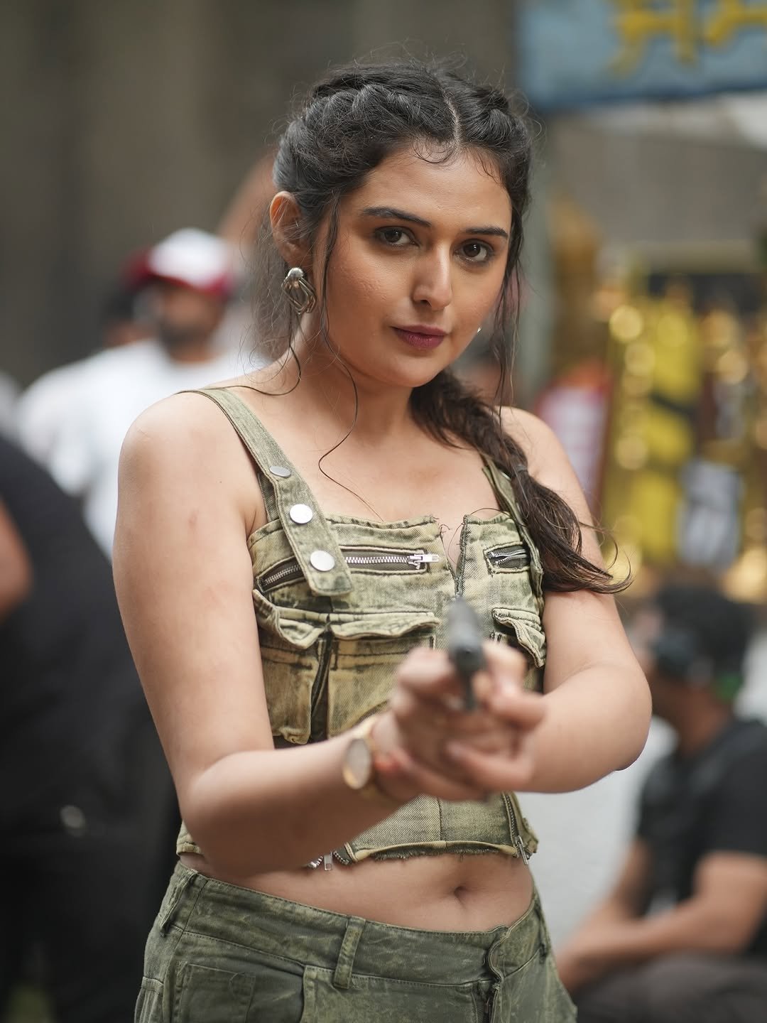 G5tDfUra4AEnmNh?format=jpg&name=large