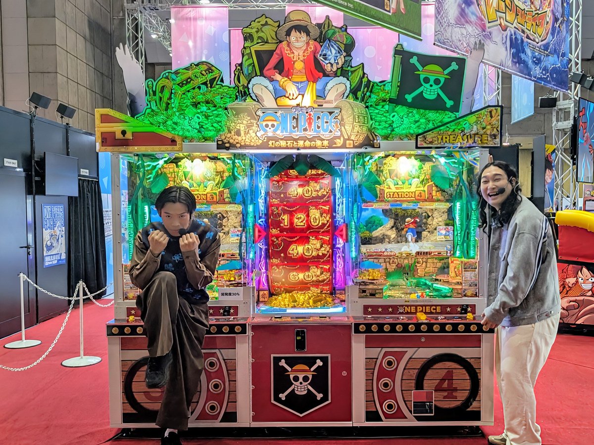 プレバン11th  アニバーサリーセット
未開封品 ONE PIECEカードゲームより、新規イラストやパラレルカードなどを収録