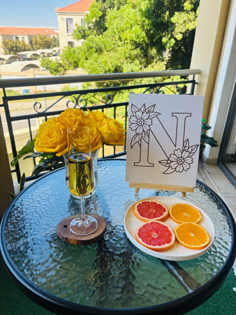AminaDesignsSA's tweet photo. SIP n PAINT MADE EASY! No Drawing Skills Required.
Our kits are all-inclusive.
🔥Grab 2 Kits for only R440 (Save R60!)
Each Kit : R250
Follow this link to view our catalogue on WhatsApp: https://t.co/HX8pThDNyD #GirlTalkZA https://t.co/BEUdp3kdNm