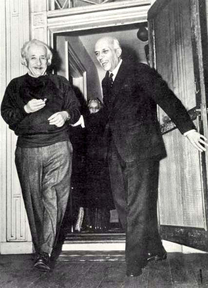 IndiaHistorypic's tweet image. PM Jawaharlal Nehru Meets Albert Einstein In USA