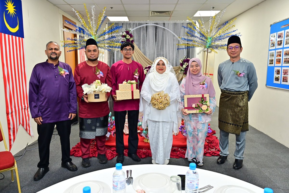 DOSM_BPPA's tweet photo. Majlis Bacaan Yassin dan Lambaian Perpisahan Keluarga BPPA 2025
Persaraan: Pn Noor Isham Yaakob
Pertukaran: En Mohd Noor Hafidz Omar &amp; Pn Masruna Mursidi
Berhenti: En Muhammad Hakimie Misri
 Pihak BPPA mengucapkan terima kasih atas sumbangan bakti,  selamat maju jaya. https://t.co/eylCuqOMfH