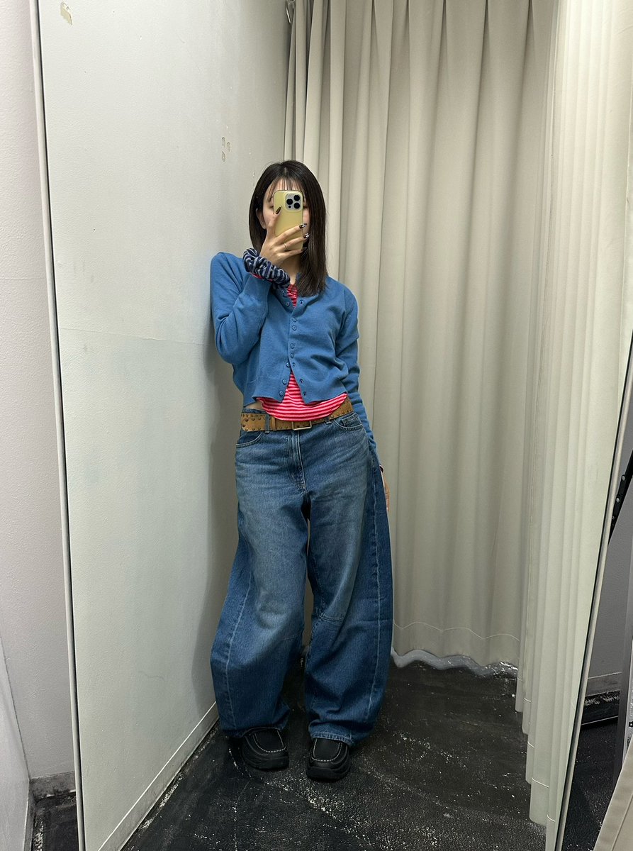 GUのバレルレッグジーンズ、これ良すぎる そして今限定価格で¥1,990