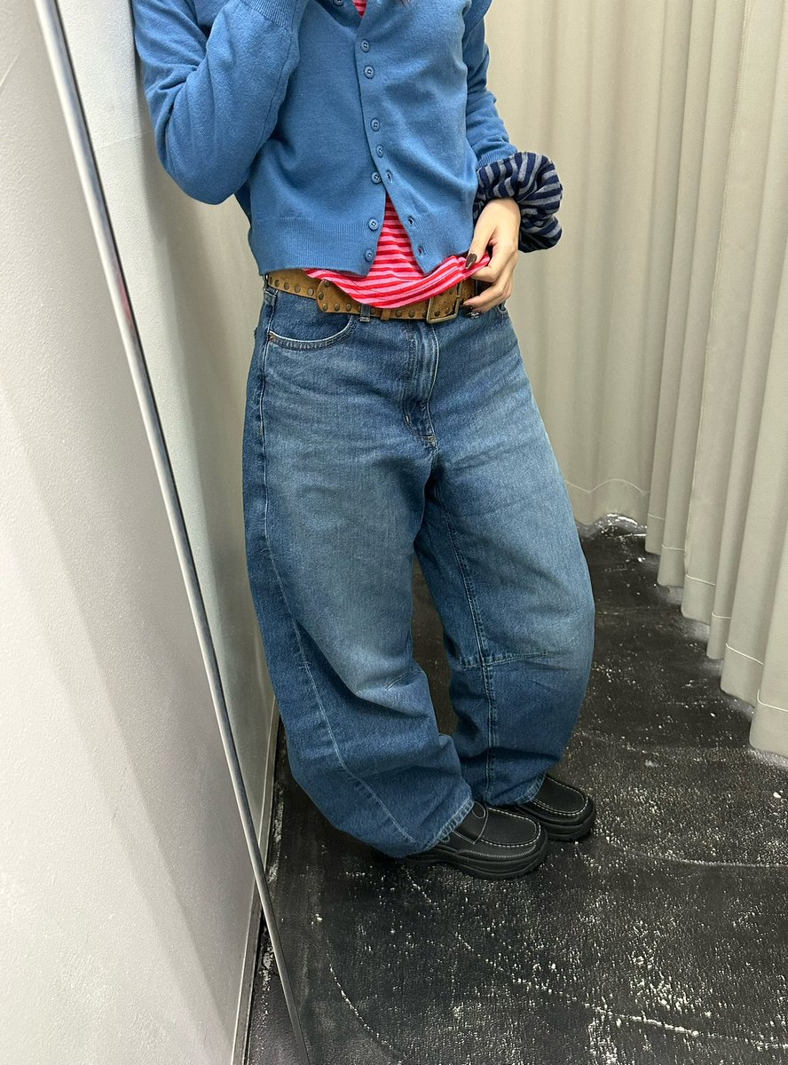 gu-min様 GU公式 | GIRLSバレルレッグジーンズ