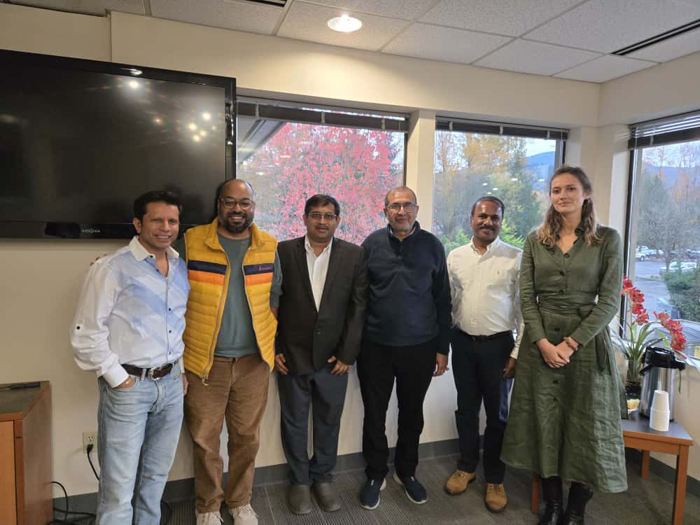 #Day6 in #Seattle

The BITS Pilani delegation, Prof. Arya Kumar, and Mr. Sachin Arya, Head of Alumni Relations, continued their alumni outreach in Seattle. The team had an enriching interaction with Mr. Vasanth Ravula at his office in Issaquah. A proud BITSian from the 1984–1988