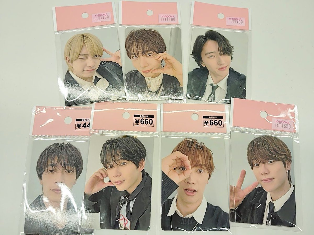 入荷情報】 #なにわ男子 「アシンメトリー / Black Nightmare」 通常盤