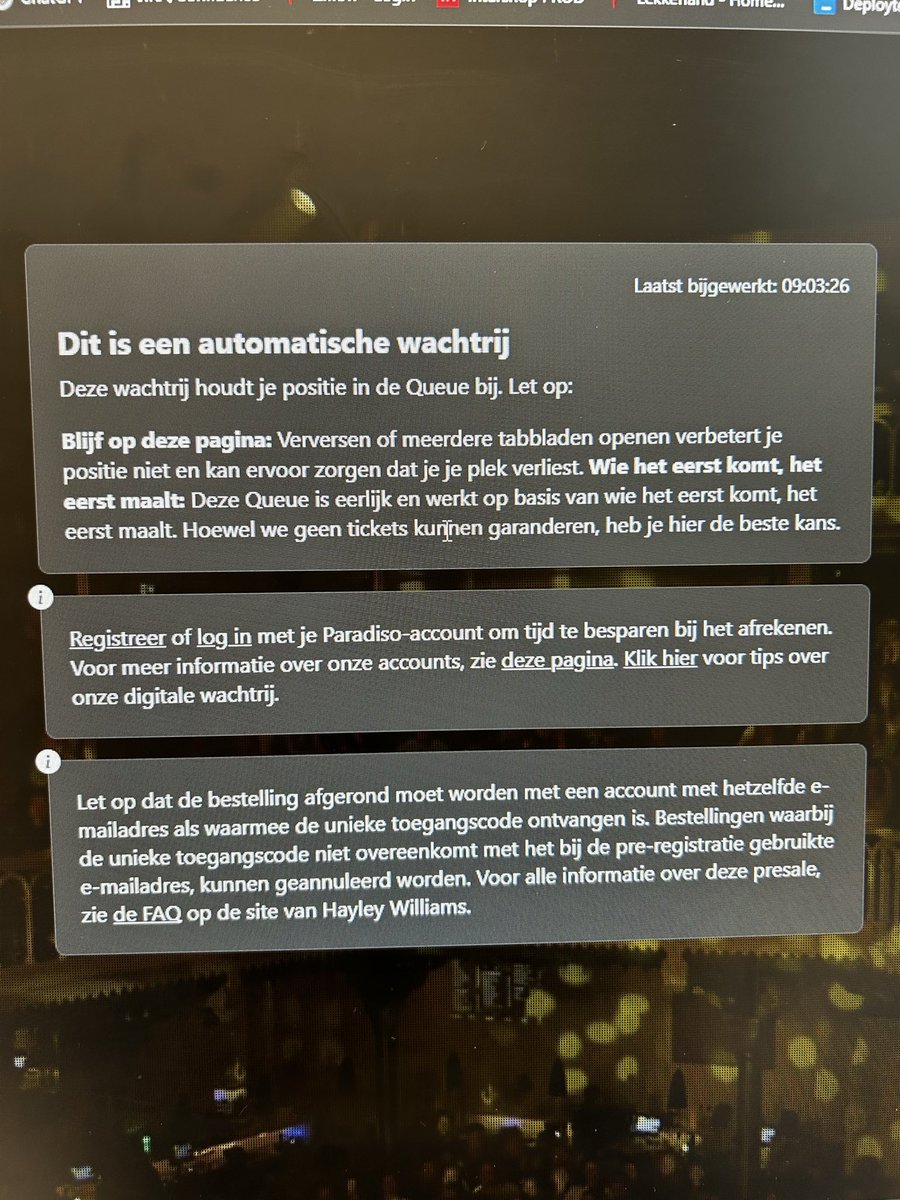 itsmaximeme's tweet photo. Yoo @ParadisoAdam gaat hier nog iets gebeuren of wat is dit voor queue? https://t.co/6DzkrFY6ir