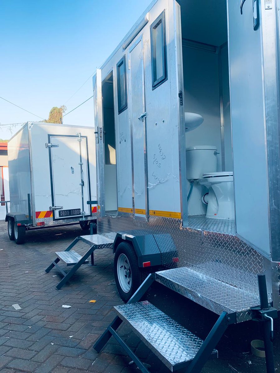 KasiEconomy's tweet photo. Two young men have started a company called Queens Modular Manufacturing, which produces mobile toilets, mobile kitchens, mobile classrooms, fridges, and trailers. They are based in Tembisa.

📞 061 378 0704 https://t.co/vEI0mfebEo
