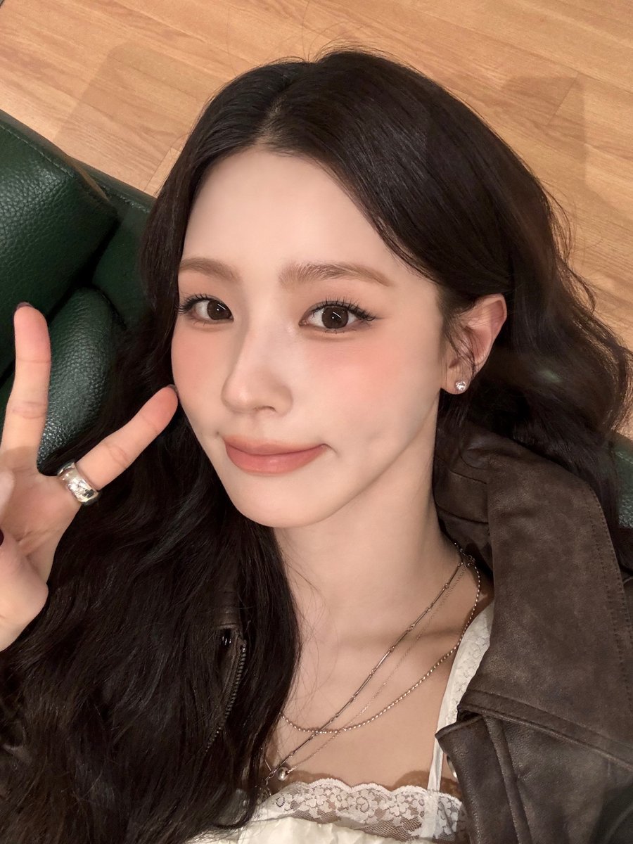official_i_dle's tweet photo. [📸] 251114 @ #시티팝카라이브

#아이들 #idle
#미연 #MIYEON
#CITYPOPCARLIVE https://t.co/QgBiOHkiWU