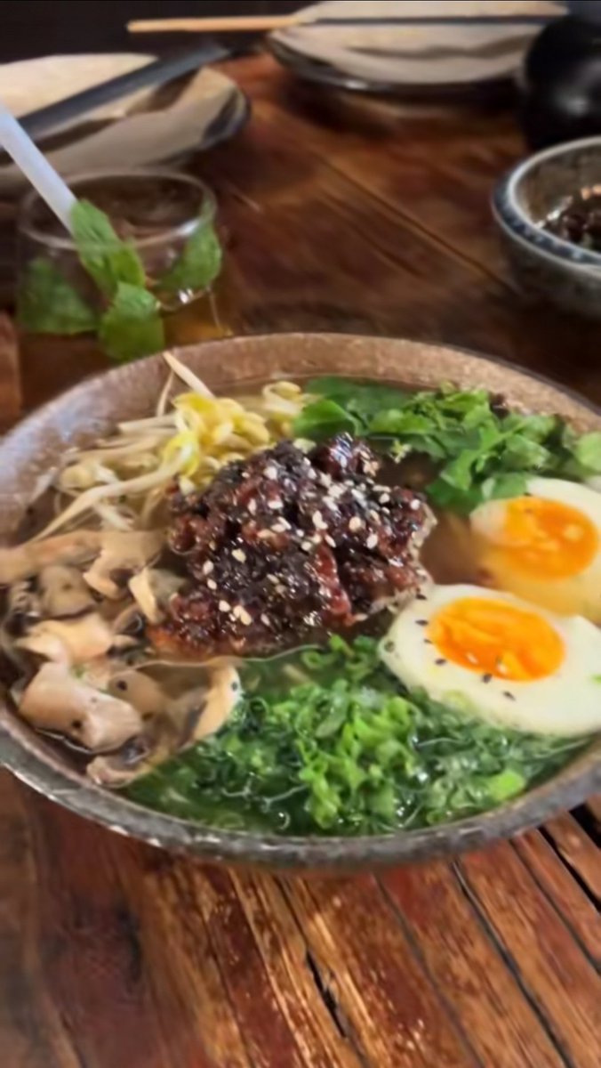 Amanzi ✅️ 
Broth ❌️ 
Akhona is always right 😏🤣🤣🤣🤣

AWARD SWEET GULUVA BESTMALE
SWEET GULUVA X NFTA NOMINEE 
#VoteSweetGuluvaNftaNominee
#AkhonathembaGuluvaZwane