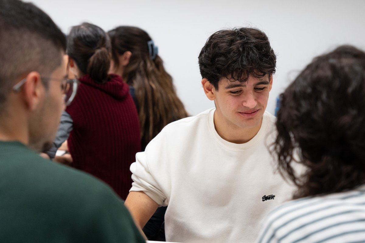 Medialabusal's tweet image. 🏘️ HACKEA TU BARRIO | Laboratorio de Innovación Ciudadana

👐🏼 Taller: Cómo trabajar mejor en equipo: estrategias colaborativas. Con Zoe Martín Lago

💡 Pensamiento creativo, escucha activa y respuestas a retos para ciudades más habitables 

🔗Hackatón forms.gle/tevQ3oGu79Wtje…