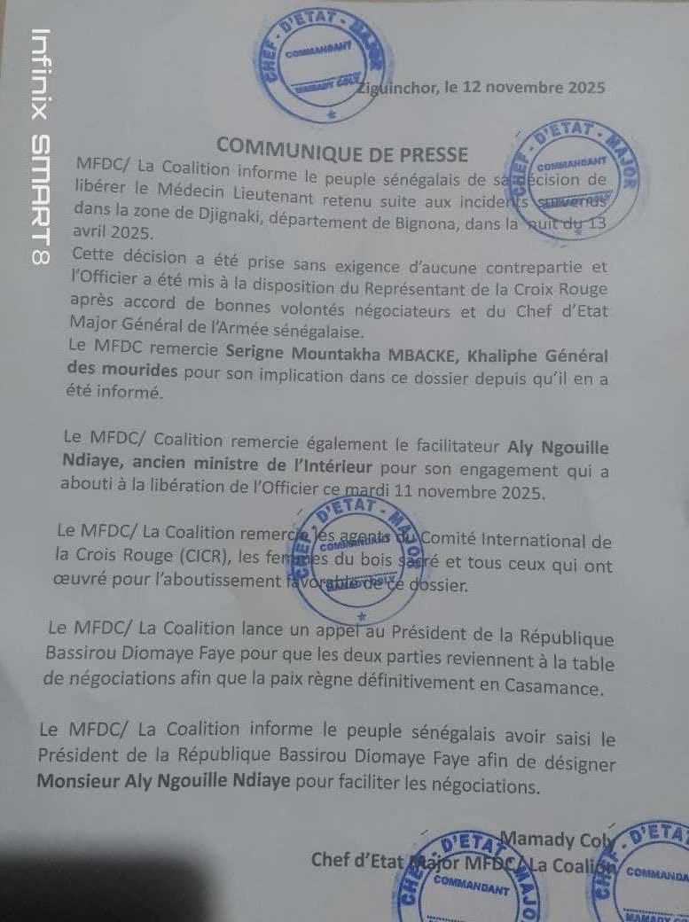 autruicomoi's tweet image. Le MFDC/La Coalition affirme avoir saisi le président de la République afin qu’il désigne Aly Ngouille Ndiaye comme facilitateur des négociations. Le groupe rebelle révèle également le rôle de Serigne Mountakha dans les négociations pour la libération du militaire sénégalais.