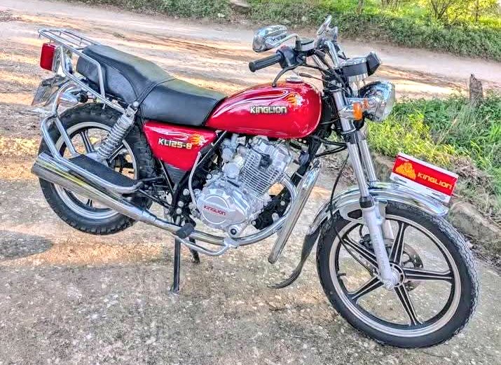 Eng_Matarra's tweet image. WEKA #Tshs. 2,300,000/= MEZANI 

KINGLION KALI 🔥🔥🔥

REG&quot; #FBX
▪️Cc. 125
▪️Gear Tano
▪️Tairi zote mpya 
▪️Starter Jino Moja 
▪️Engine Haijaguswa 
▪️Full Documents ✅️ 

HAINA KIPENGELE CHOCHOTE 

IPO DAR (Mikoani Tunasafirisha)

TUPIGIE 📞-0793022184
WHATSAPP-0719542184
