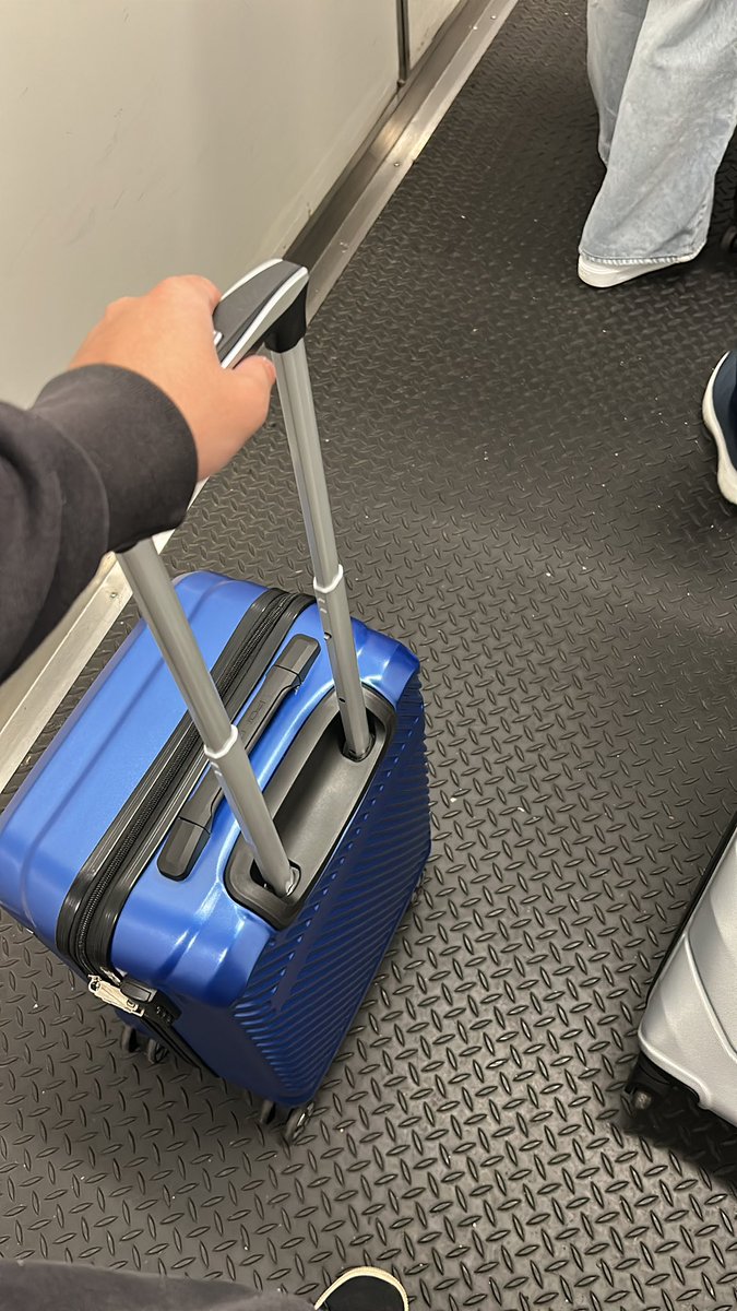 🇧🇷 Hoje usamos GM ou Buenos días?

🇺🇸 Today do we say GM or Buenos días?

<a href="/EFDevcon/">Devconnect ARG - the first Ethereum World’s Fair</a>