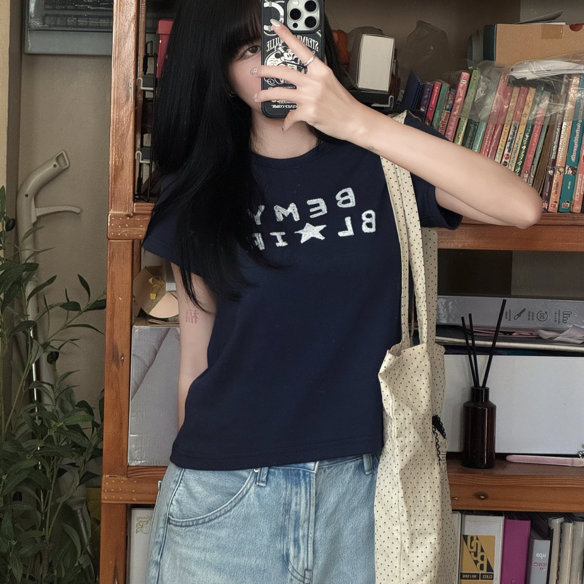 yoxrgravity's tweet image. มีคนขอ babytee แบบไม่เอวลอยไม่รัดรูป 👧🏻 เชียร์ของ bemyblair เท่านั้น นิ่ม ใส่สบายมาก น่ารัก ใส่ได้ทุกวัน มี 3 ลาย เอามา 3 ตุว 555555