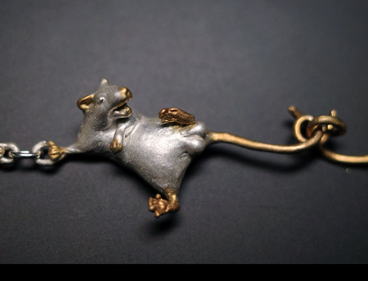 新作間に合ったけど🐀📿🐀
写真のデータを家に忘れたよ😵
#デザインフェスタ62