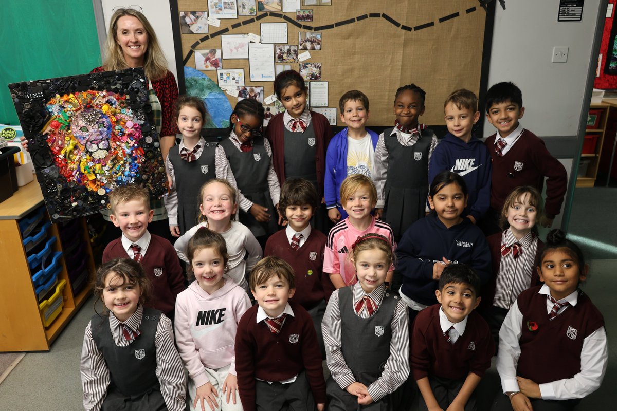 Brentwood_Prep's tweet image. We are so proud to showcase the incredible collaborative artwork created by our Year 2 classes👏

Working under the PYP transdisciplinary theme &apos;Sharing the Planet&apos;, pupils explored sustainability through hands-on inquiry, culminating in this stunning piece🌍🙌

#PYP #Year2 #KS1