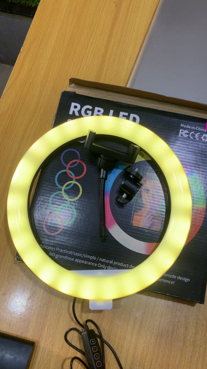 c_directtech's tweet image. ✅super bright &amp;amp; adjustable
✅three light modes (warm, cool, &amp;amp; Natural)
✅perfect for TikTok, instagram Reels, facebook, live videos &amp;amp; product shots.
✅Easy to set up and portable
don&apos;t let bad lighting spoil your shine-
upgrade your content today!
✅ limited stock available!