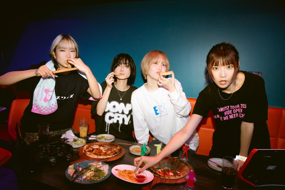 タ*ス様 【激レア多数】ExWHYZ グッズまとめ タ*ス様 【激レア多数】ExWHYZ グッズまとめ - メルカリ