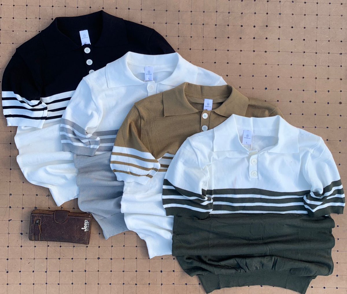 Quality t-shirts 22000 tuu 🔥💯💯 
Delivery ✅🚚 mikoani tunatuma WhatsApp 0753103048
Kindly repost 🙏♥️