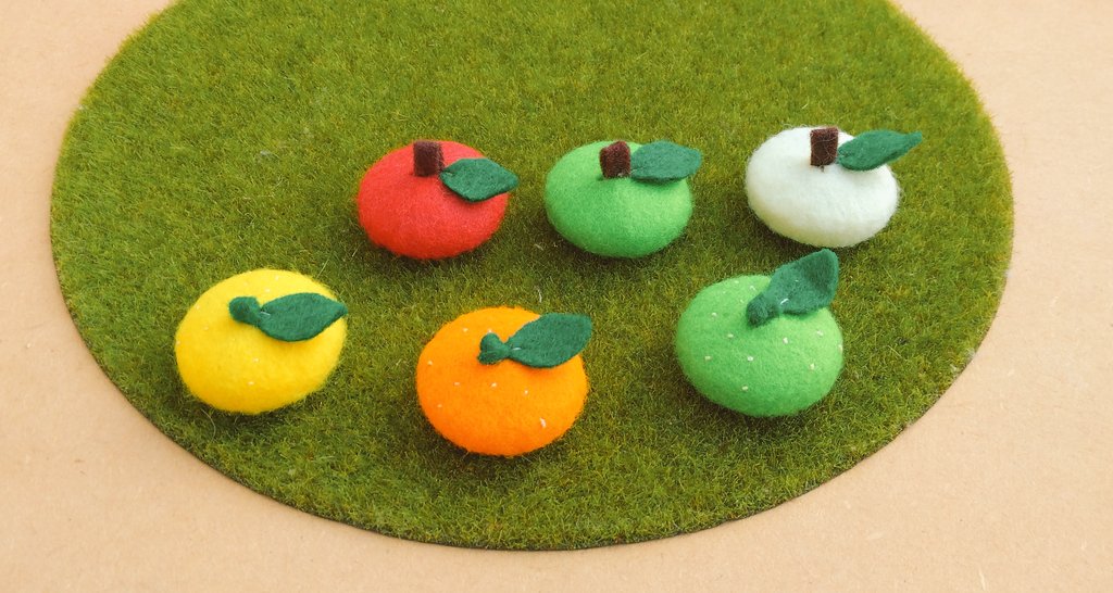 ハンドメイドヘアゴム