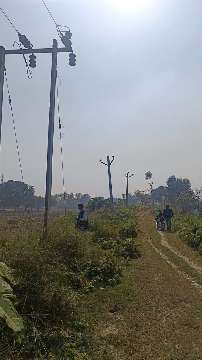 33.kv line ka shutdown ley line ki petroling kara key and line ki tree cutting.kara key tehseel ko supply deny key liye <a href="/aksharmaBharat/">A K Sharma</a> <a href="/MVVNLHQ/">Madhyanchal Vidyut Vitran Nigam Limited</a> <a href="/UPPCLLKO/">UPPCL</a>