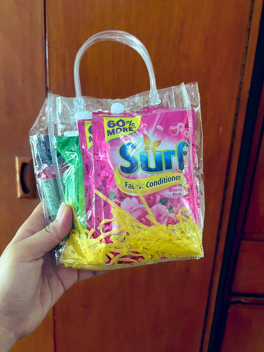 notyourgirl09_'s tweet image. dun tayo sa co-cheffies na generous hahahaha eme! or favorite mo lang talaga ako? Haha 

Thank you always @mathwiz0008 i love you sooooo much😚
Superrrr sarap din ng matcha 🍵 

sorry late post yung isa. Hahaha