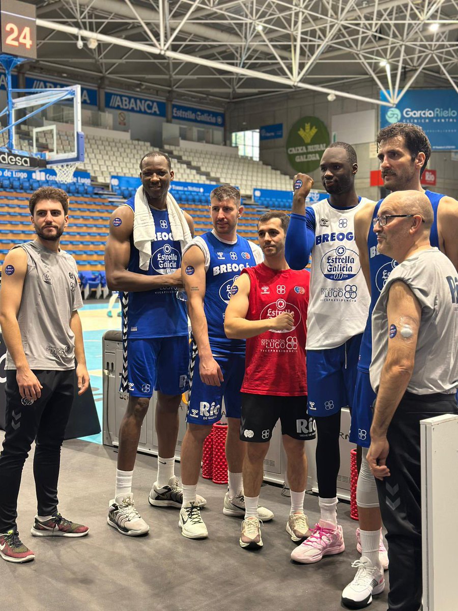 CBBreogan's tweet photo. No #DiaMundialDaDiabetes unímonos á campaña #SensoresNasPistas 🔵

Aquí xogamos todos no mesmo equipo! 🤝 https://t.co/2PXxvkYiqX