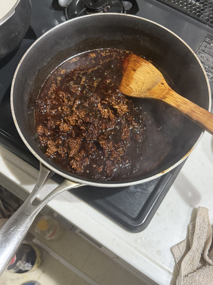 激辛肉味噌作り中